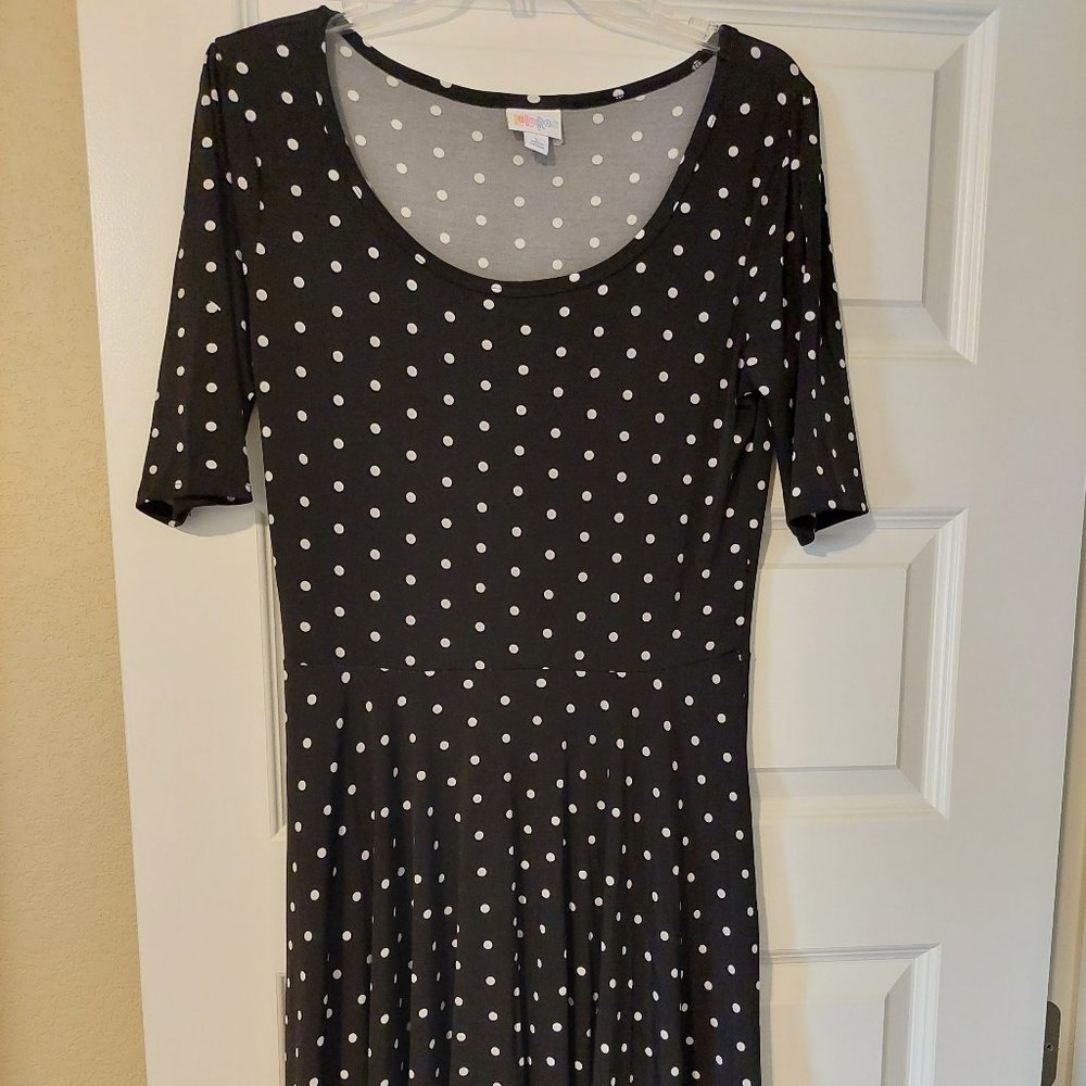 EUC LuLaRoe Polka Dot Nicole